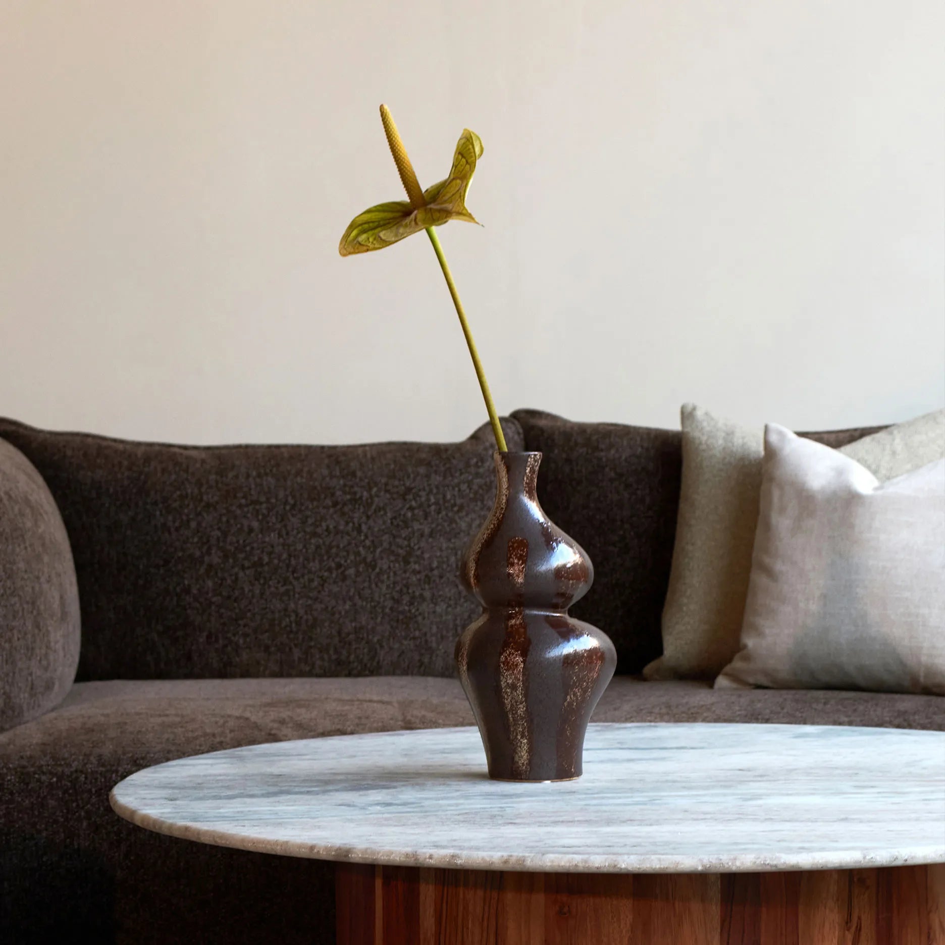 Arti II hohe Vase Braun